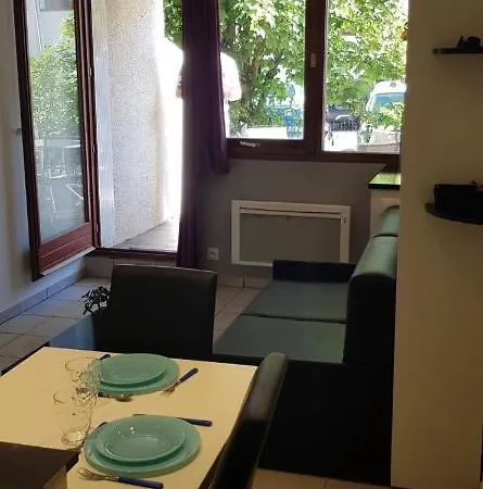 2* Rdc+ Terrasse & Parking Prive